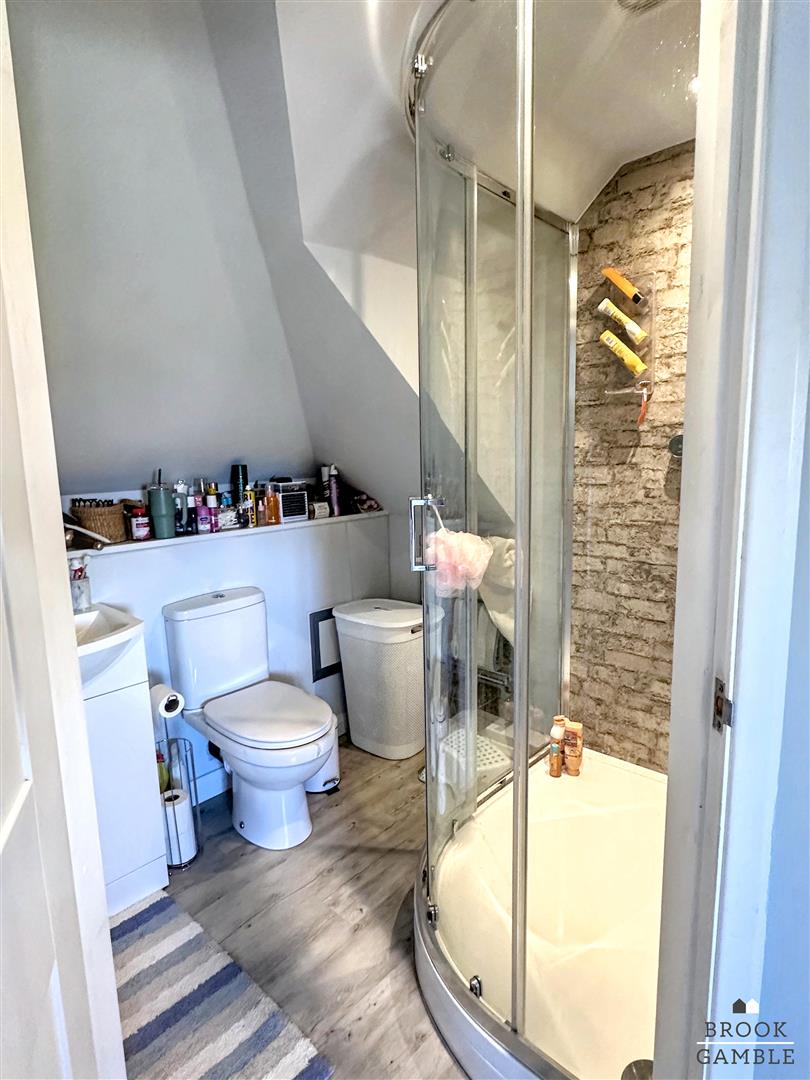 4 Bedroom House. Northiam Road in Eastbourne, East Sussex 28